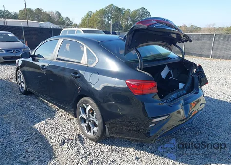 2020 Kia Forte Lxs z USA, uszkodzony, nr VIN 3KPF24AD3LE252852